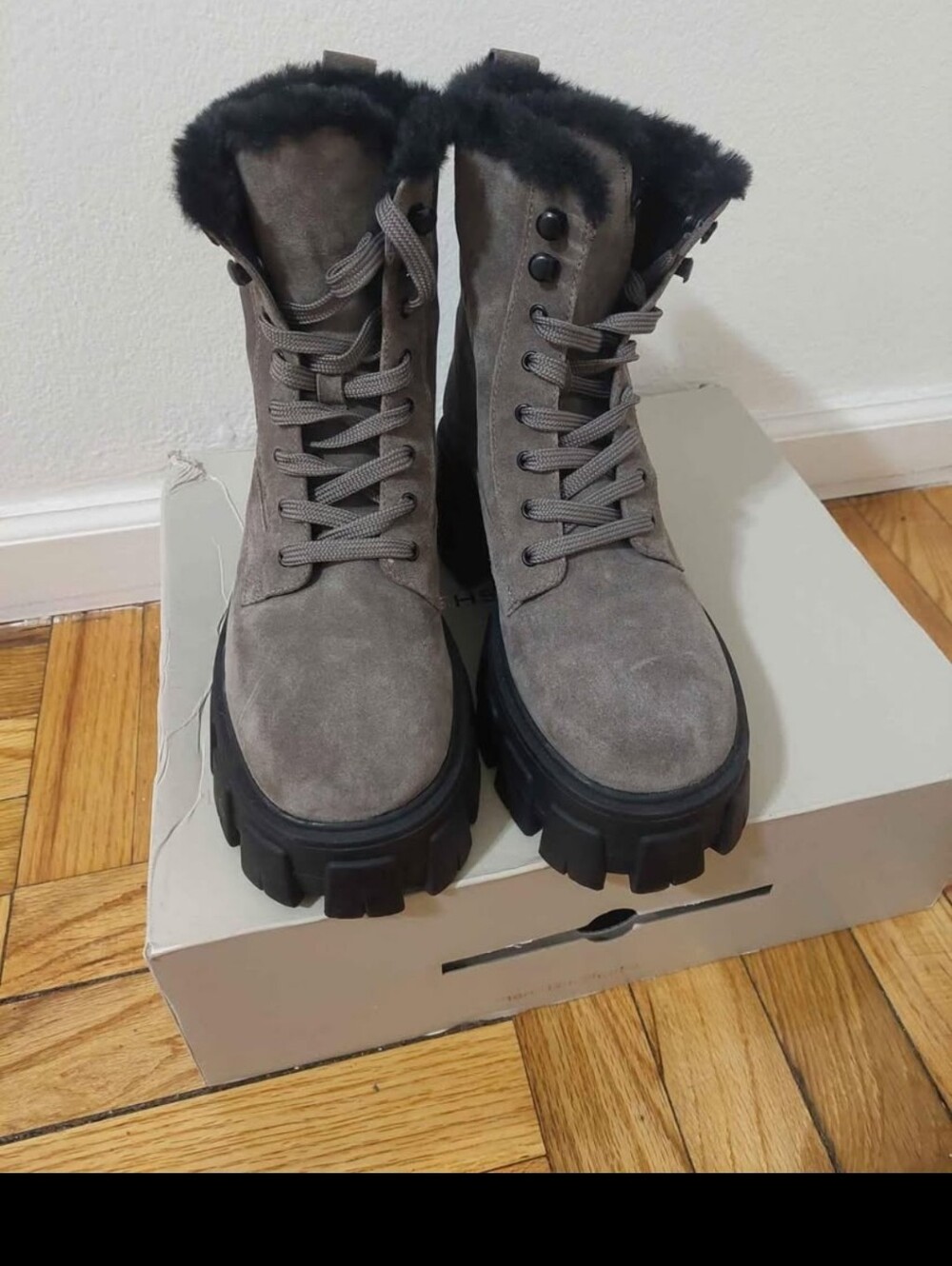 Marc Fisher Happier Faux Fur Lug Sole Combat Boots Size 6M